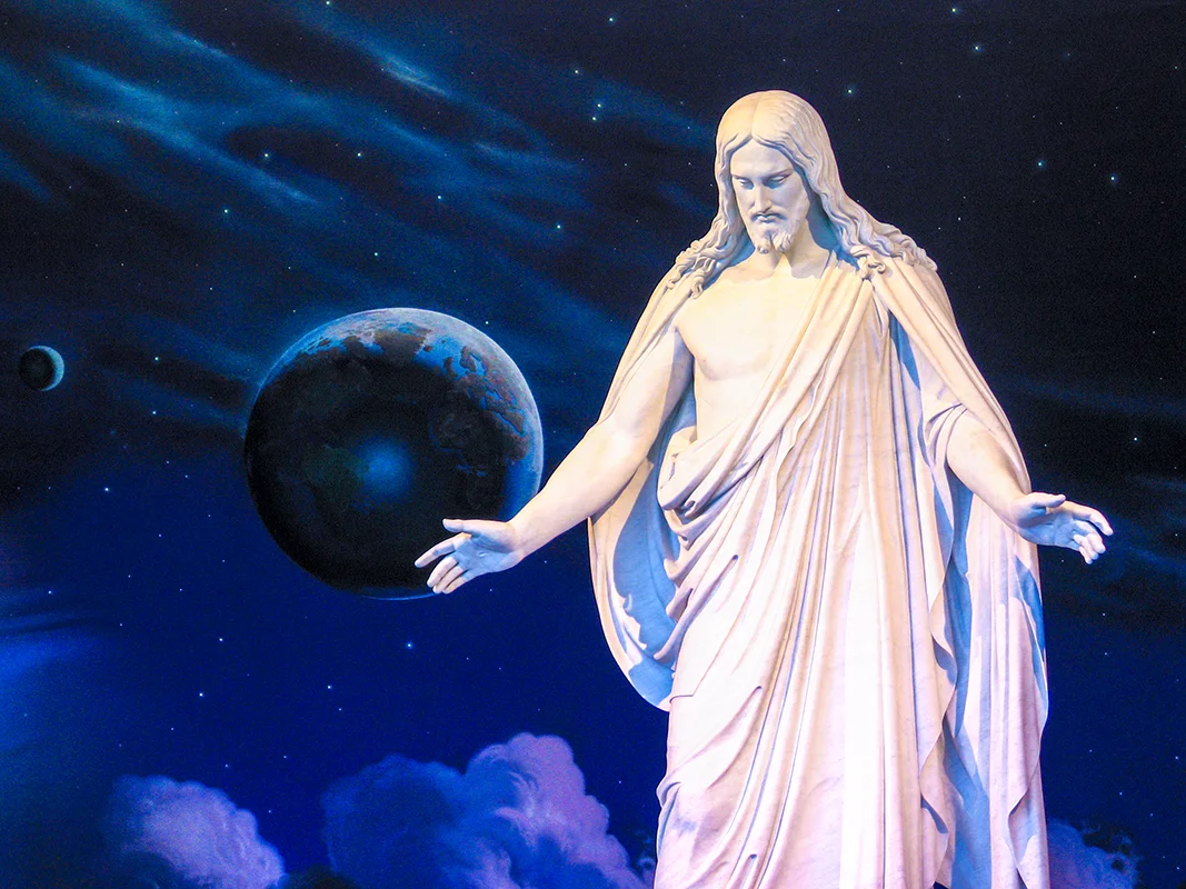 Christus statue temple square salt lake city.jpg