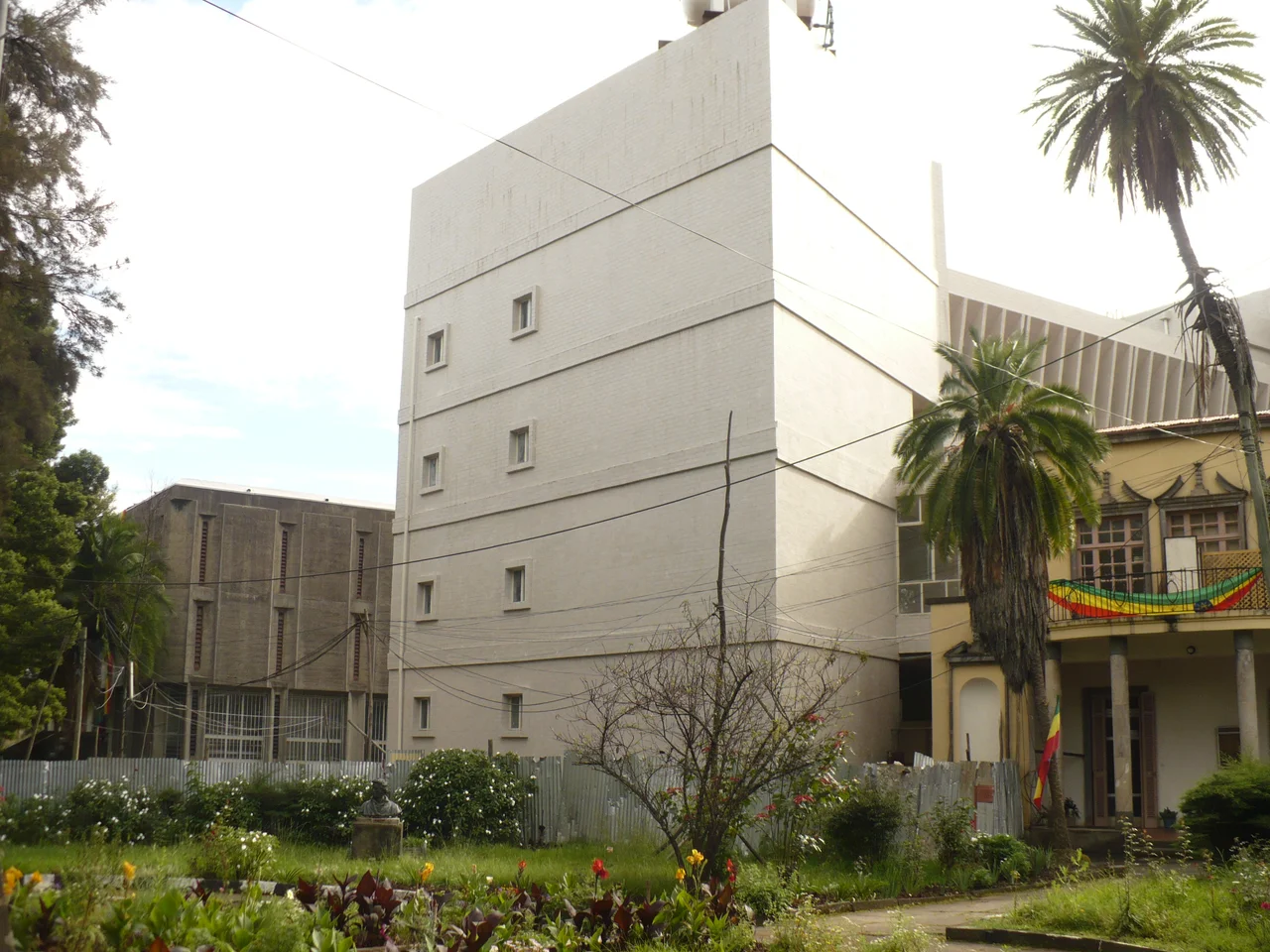 New facility of the National Museum of Ethiopia, Addis Ababa, with the current offices on the right, and the museum gallery on the left.